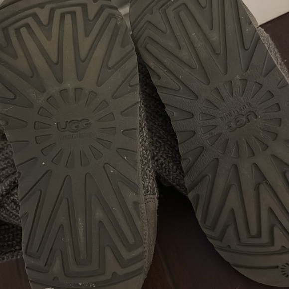 UGG Winter Classic Cardy Winter Boot Gray Size 5 - Picture 9 of 9
